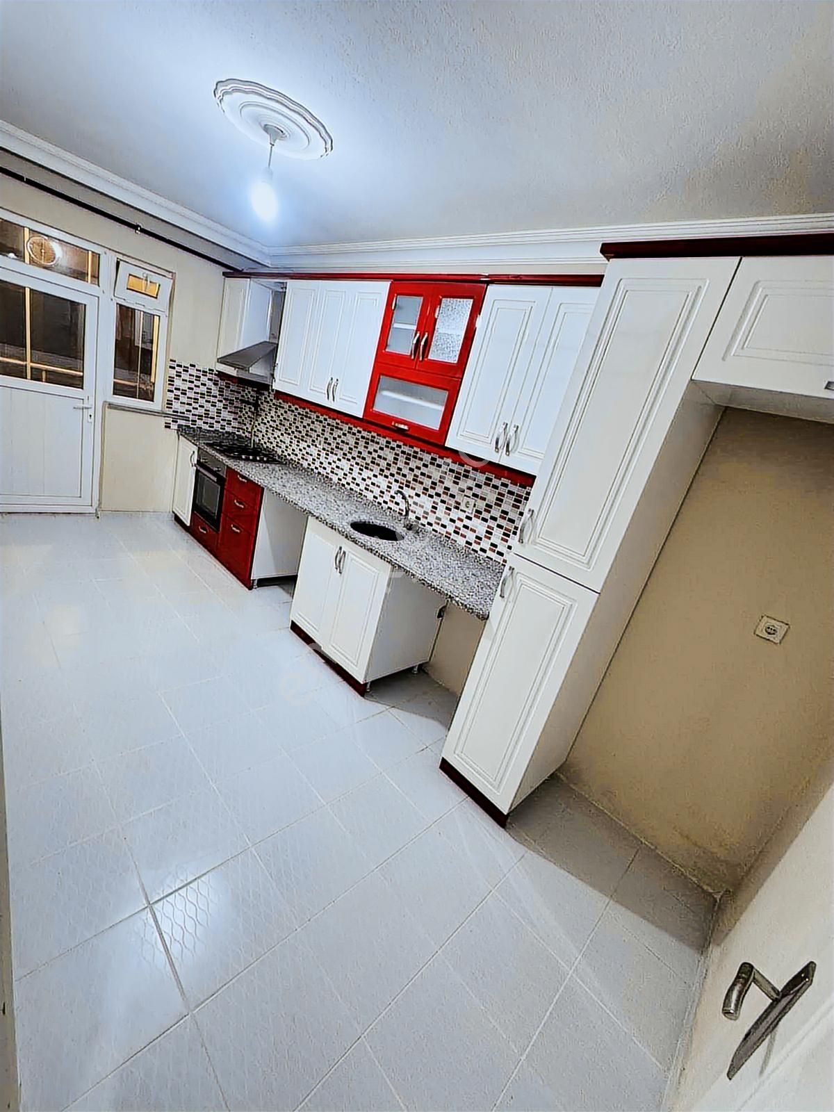 Kapaklı Yeni Hastane Bölgesi Cadde Üstü 3+1 Kiralık Daire - Görsel 9