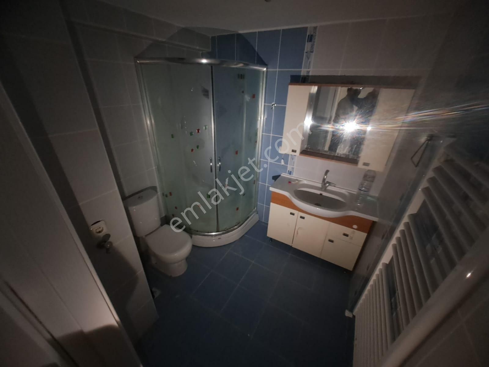 Bilgen Vatan'dan Bağlarbaşı Duman Sokak'ta Asansörlü 4+1 Cepheleri Açık Manzaralı Satılık Daire - Görsel 27