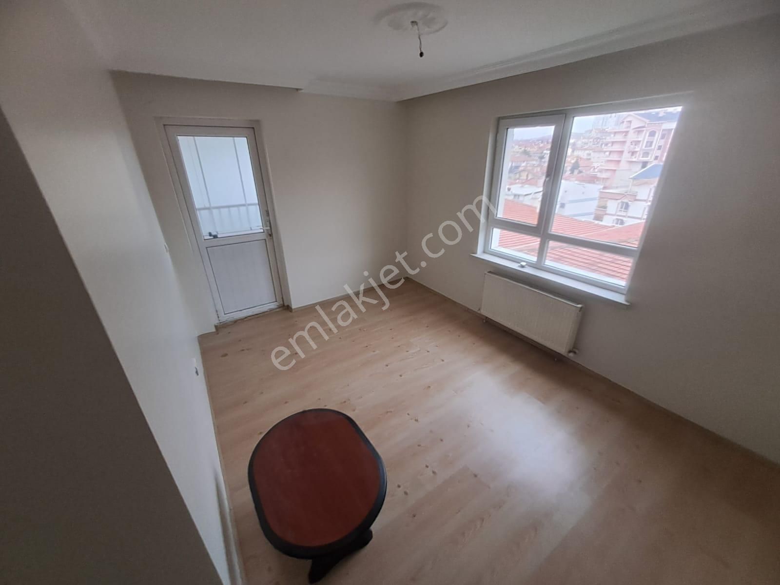 Bilgen Vatan'dan Bağlarbaşı Duman Sokak'ta Asansörlü 4+1 Cepheleri Açık Manzaralı Satılık Daire - Görsel 23