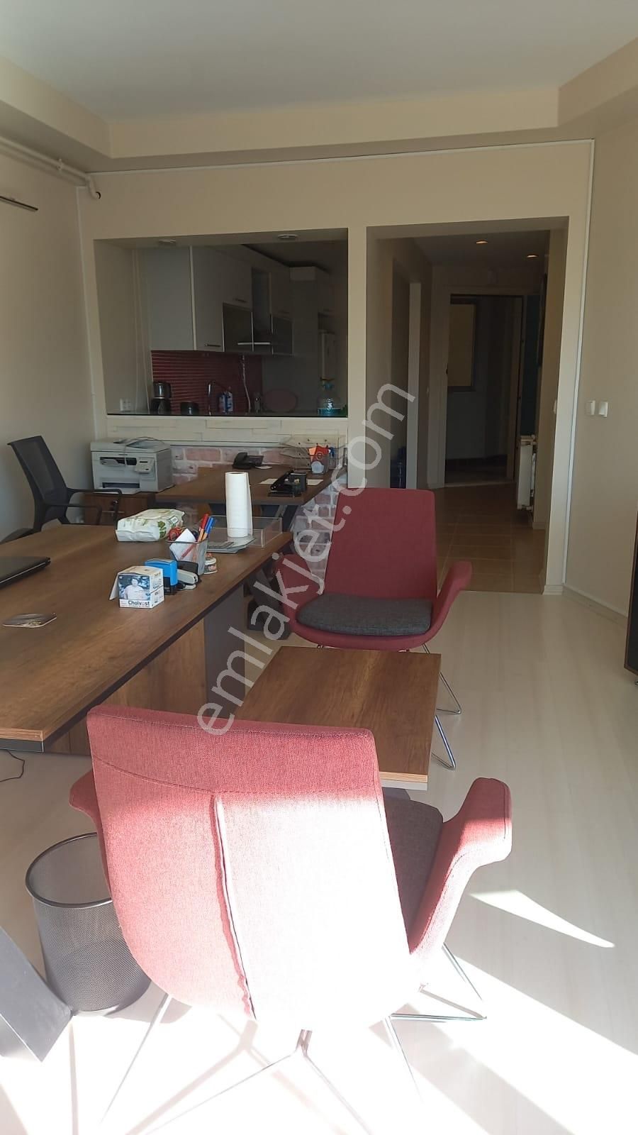Papatya Residence 1 'de Konuta Ofise Uygun Kiracısız 1+1 - Görsel 2