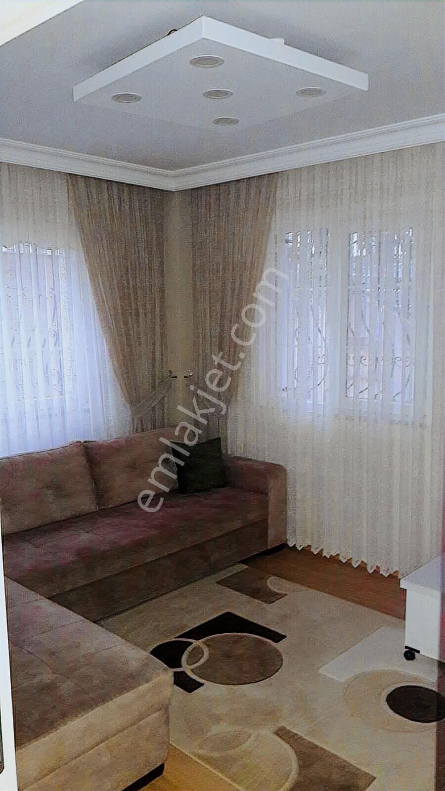 Avcılar Gümüşpala'da Eşyalı Kiracılı Metrobüse 10 Dakika 2+1