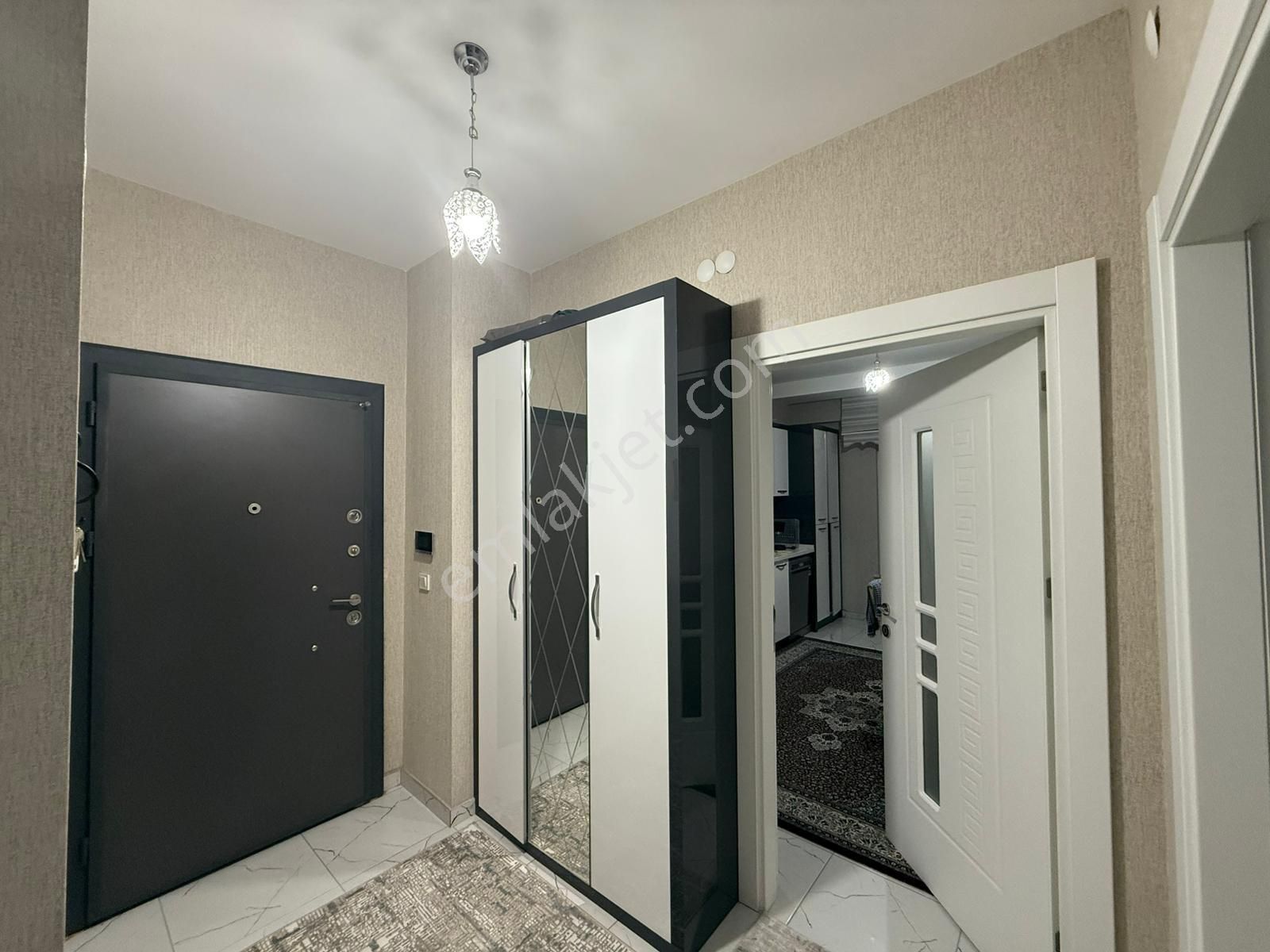 Aktel Gayri Menkulde Akşemsettinde Satılık 3+1 Daire - Görsel 5