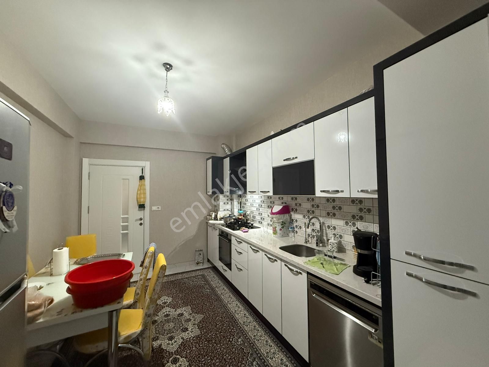 Aktel Gayri Menkulde Akşemsettinde Satılık 3+1 Daire - Görsel 10