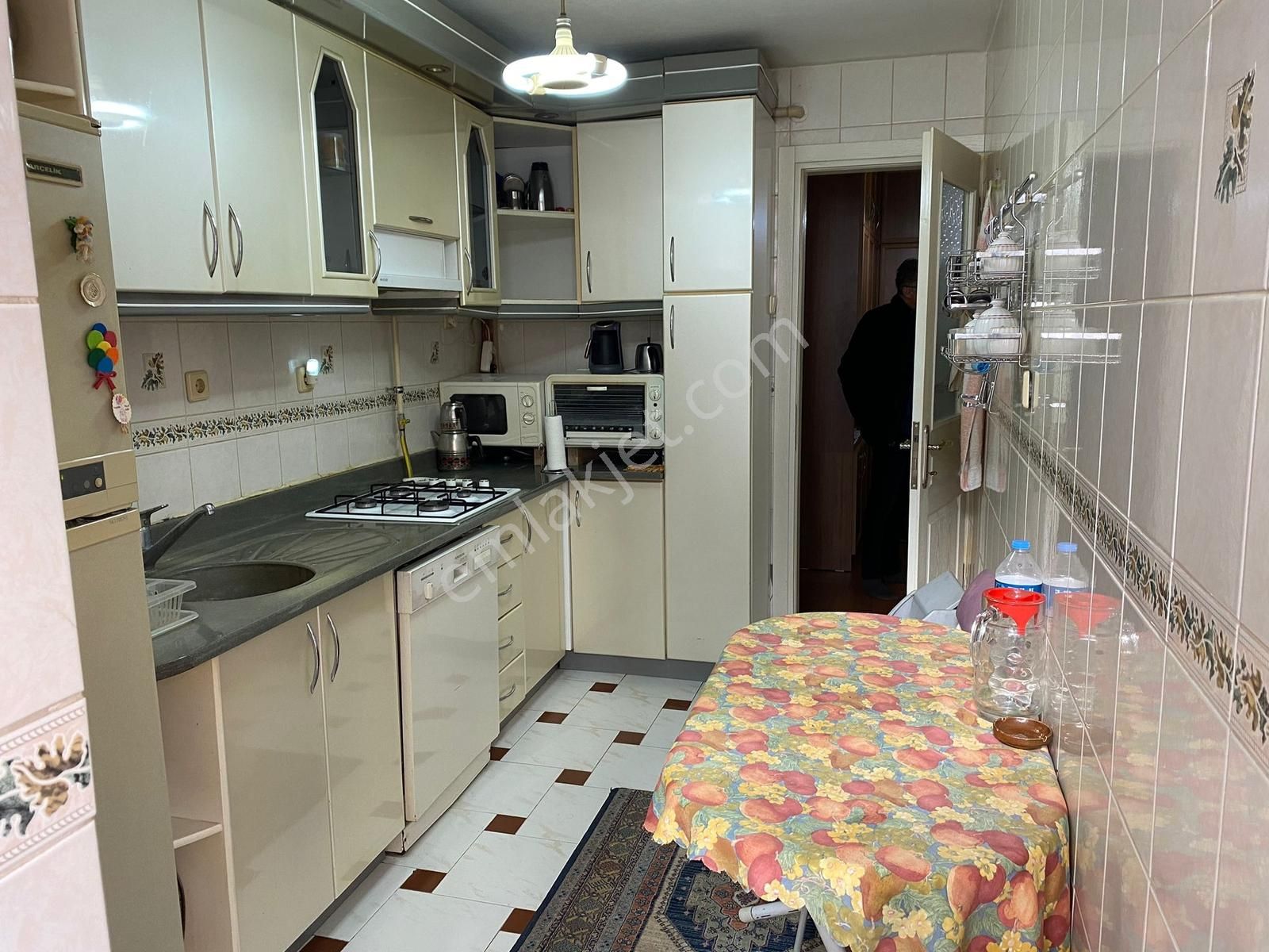 Hatay Pazar Yeri Metro Hastane Cadde Yakını - Görsel 21