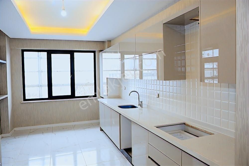 Meram Aksinne Evlerinde Ödemesiz Masrafsız 3+1 Ara Kat Daire! - Görsel 4