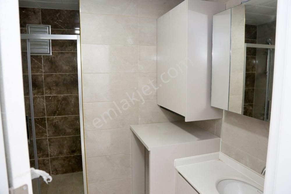 Meram Aksinne Evlerinde Ödemesiz Masrafsız 3+1 Ara Kat Daire! - Görsel 3