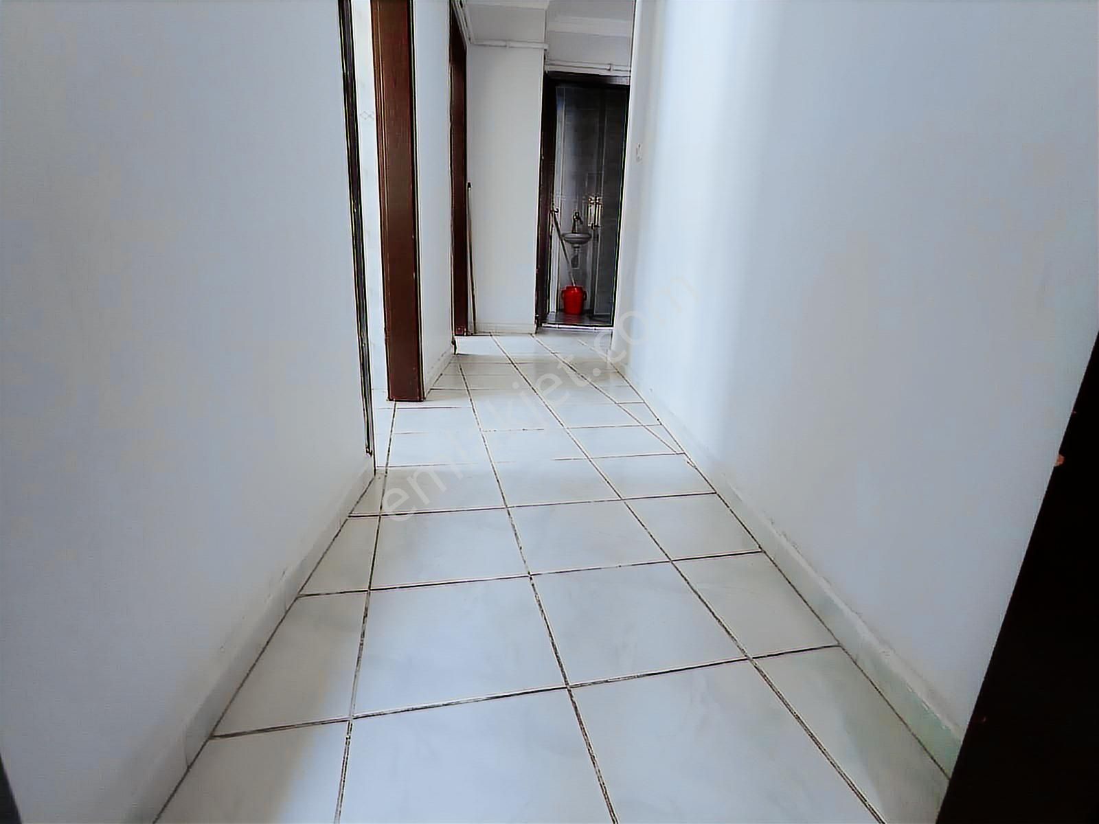 İncirli Refik Saydam Cd Üzeri Bağımsız Ön Cephe - Görsel 3