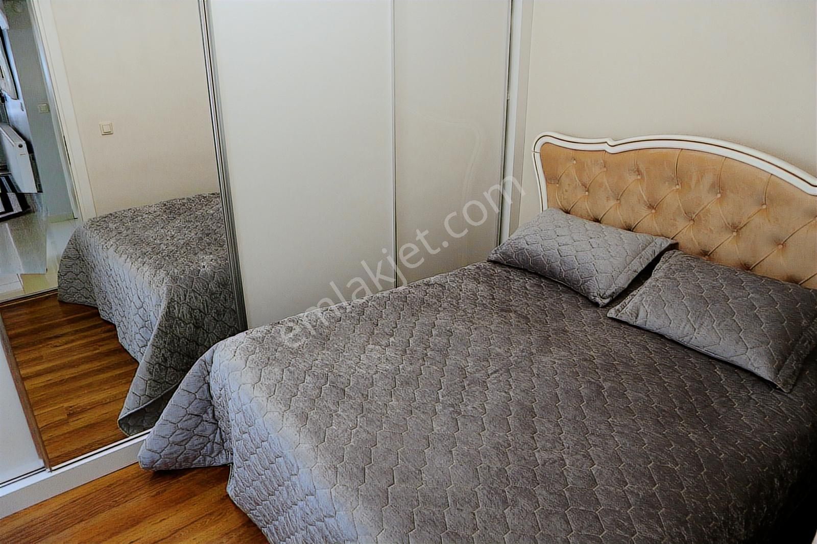 Halitpaşa'da Düz Ayak Havuzlu Site İçi Yenilenmiş 3+1 Daire - Görsel 2