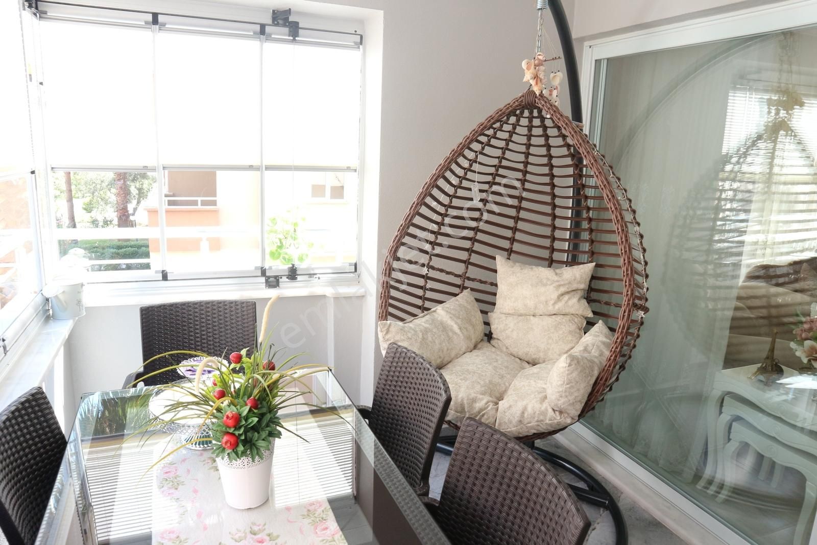 Halitpaşa'da Düz Ayak Havuzlu Site İçi Yenilenmiş 3+1 Daire - Görsel 18