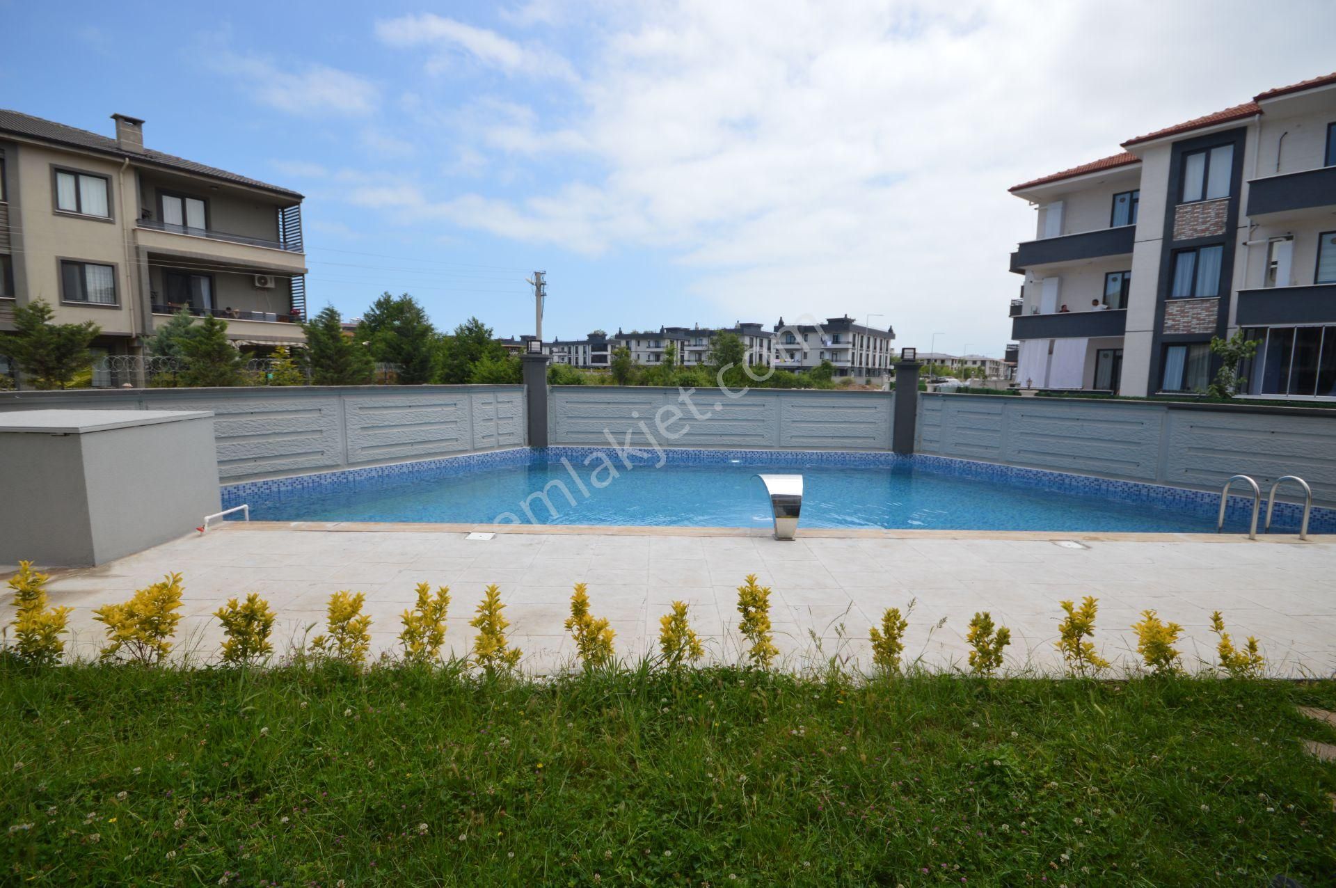 Karasu’da Hayalinizdeki Havuzlu Site Dairesi 2+1 - Görsel 11