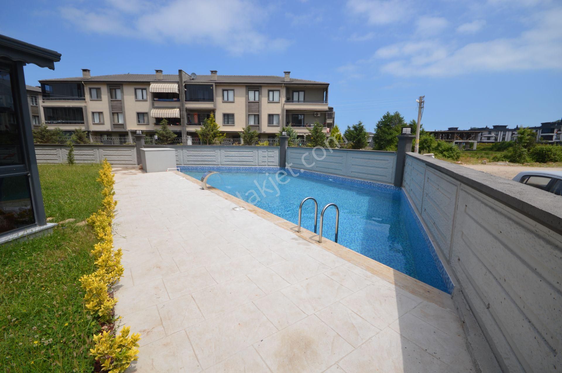 Karasu’da Hayalinizdeki Havuzlu Site Dairesi 2+1 - Görsel 9