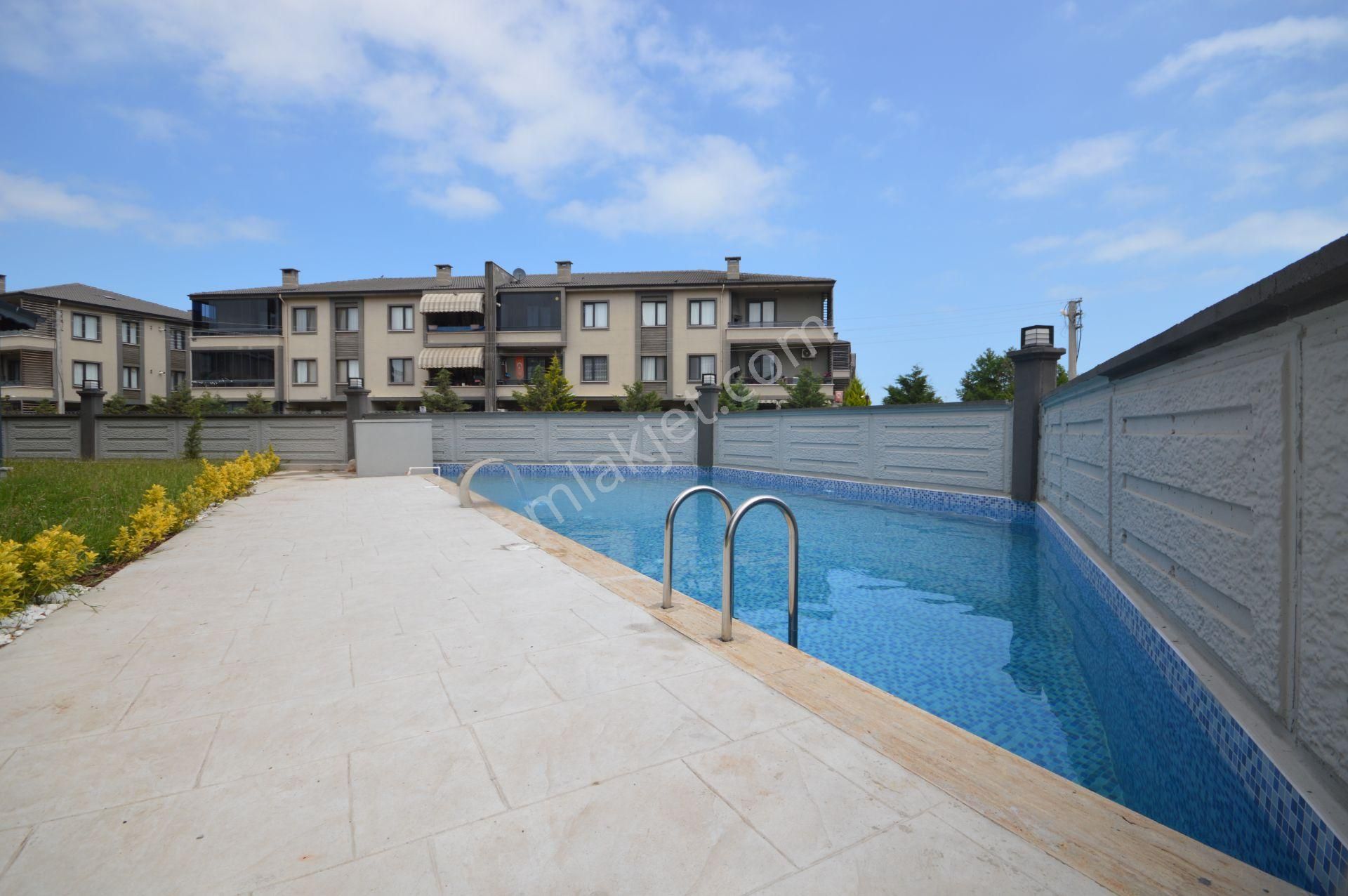 Karasu’da Hayalinizdeki Havuzlu Site Dairesi 2+1 - Görsel 12