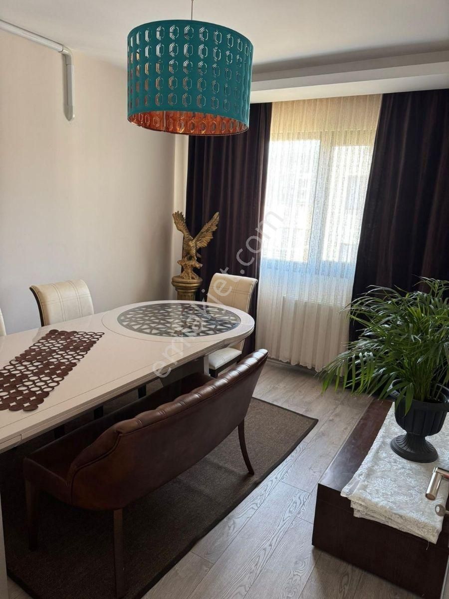 Salihli Merkezde Satılık 4+2 Otoparklı Dubleks Daire - Görsel 2