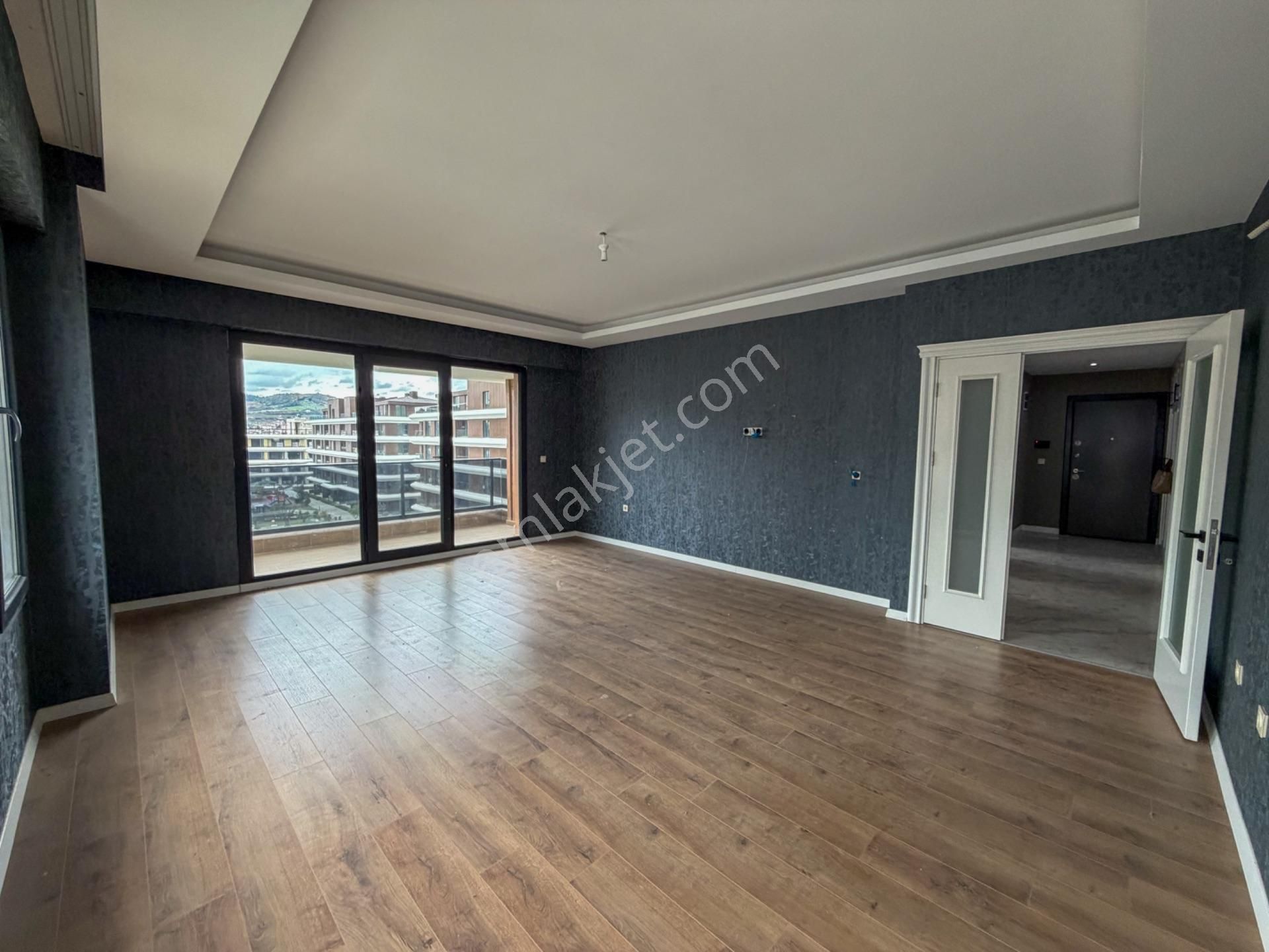 Kadıköy Meydan Suites'de Konum Avantajlı 3+1 Satılık Daire - Görsel 4
