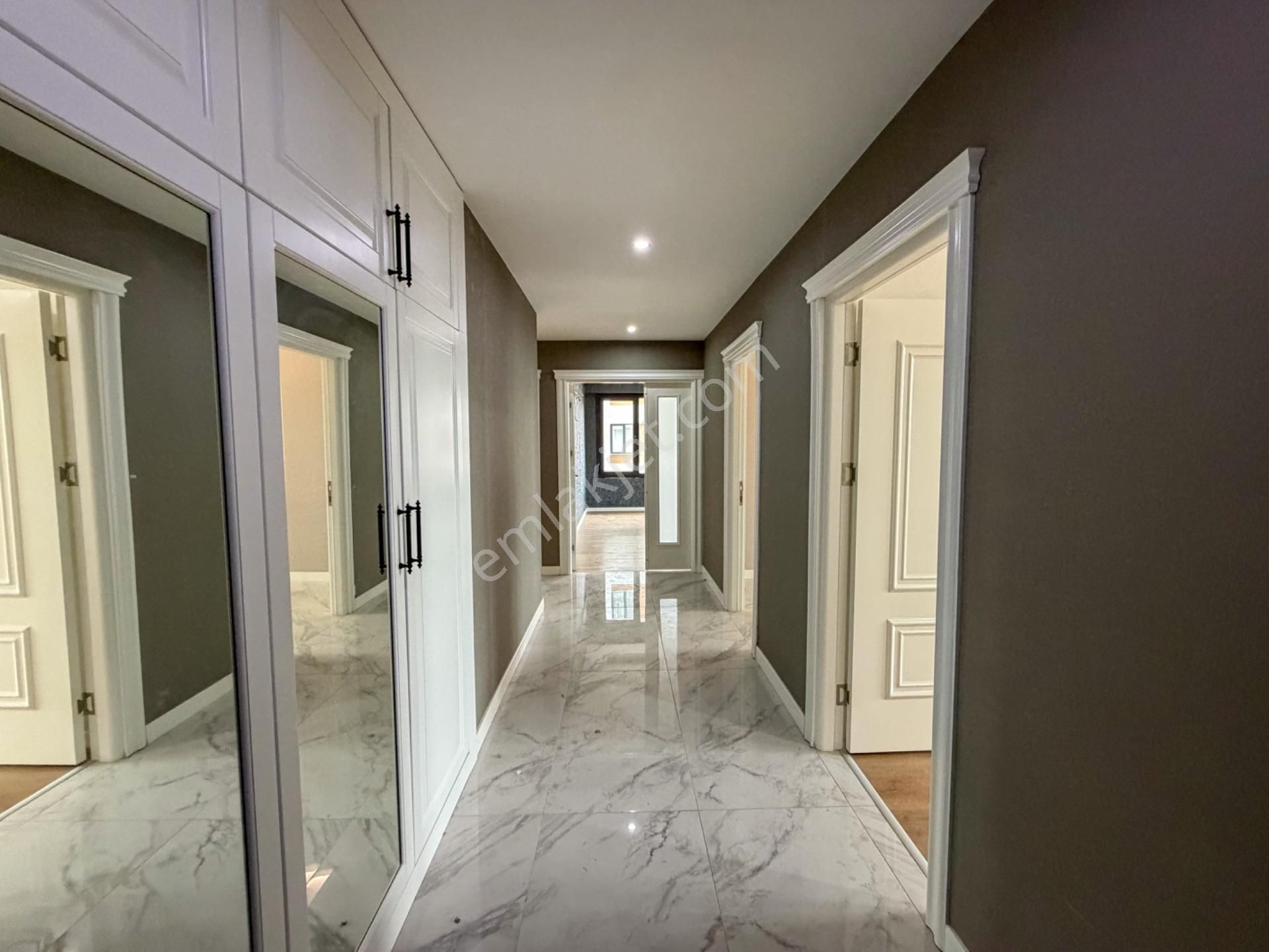Kadıköy Meydan Suites'de Konum Avantajlı 3+1 Satılık Daire - Görsel 13