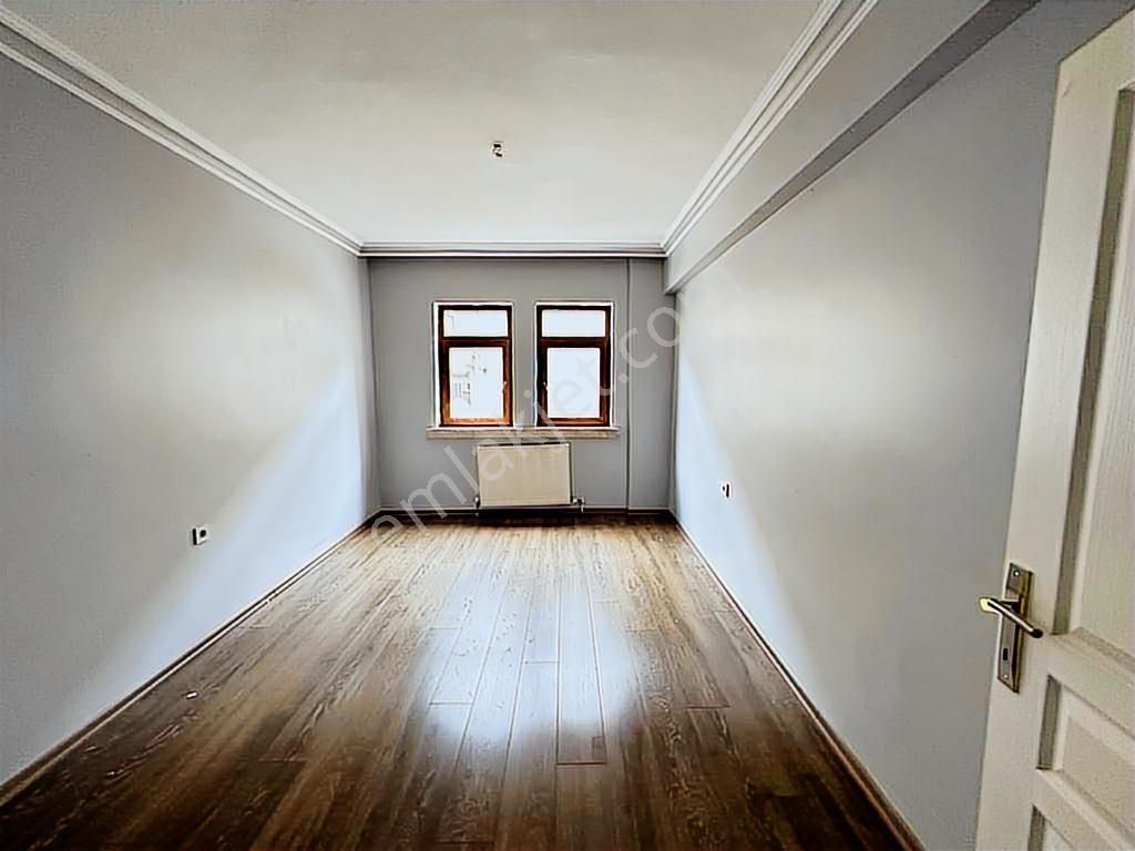 Altın Anahtardan Emrah Mh Katta Ön Güney Doğu Yapıllı Acil - Görsel 24