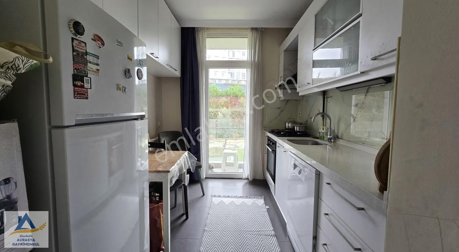 Başakşehir Emlak Konut 1. Kısım Kısa Katlıda Satılık 3+1 Daire - Görsel 3