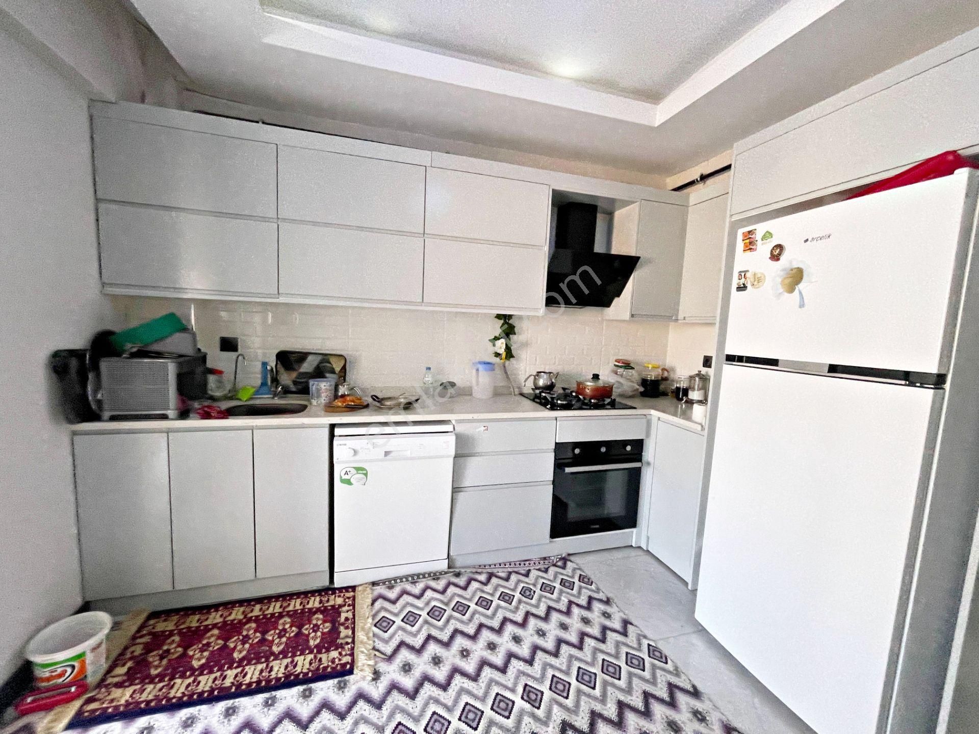 Alpaslan'da Cam Balkonlu Ebeveyn Banyolu Bakımlı 2+1 Daire - Görsel 2