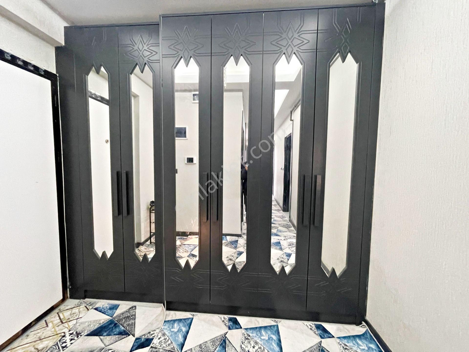 Alpaslan'da Cam Balkonlu Ebeveyn Banyolu Bakımlı 2+1 Daire - Görsel 19