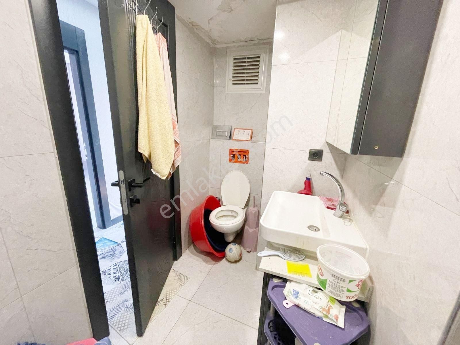 Alpaslan'da Cam Balkonlu Ebeveyn Banyolu Bakımlı 2+1 Daire - Görsel 16