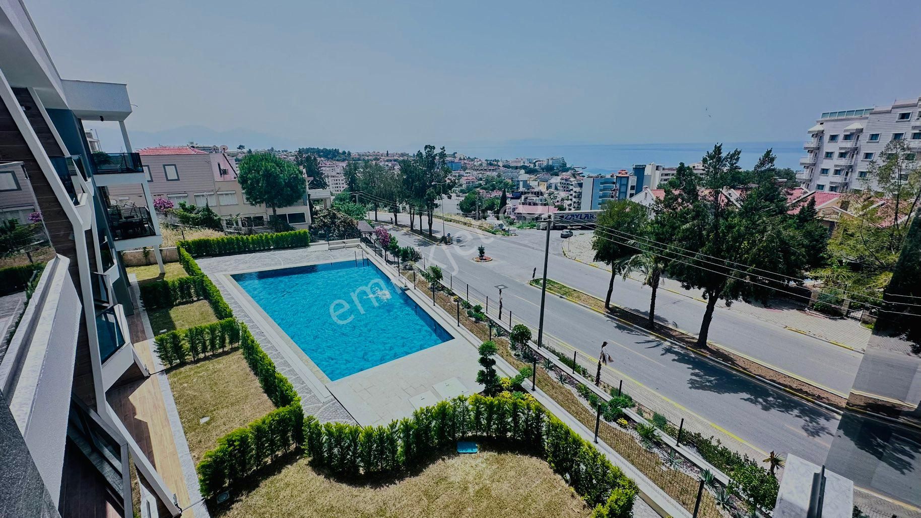 Kadınlar Denizi 1+1 Full Eşyalı Full Deniz Manzaralı Satılık Rezidans Daire - Görsel 18