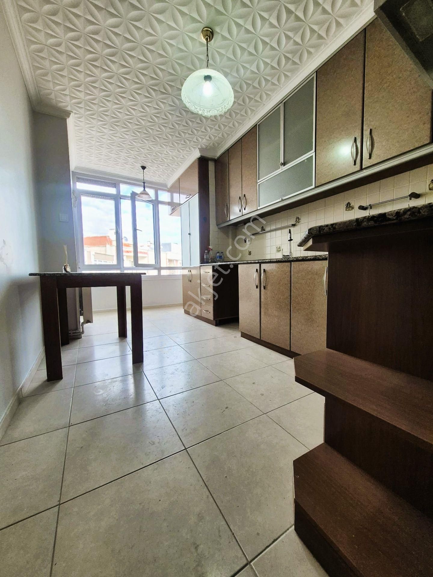 Buca Hürriyet Mahallesi 3+1 Satılık Daire - Görsel 18