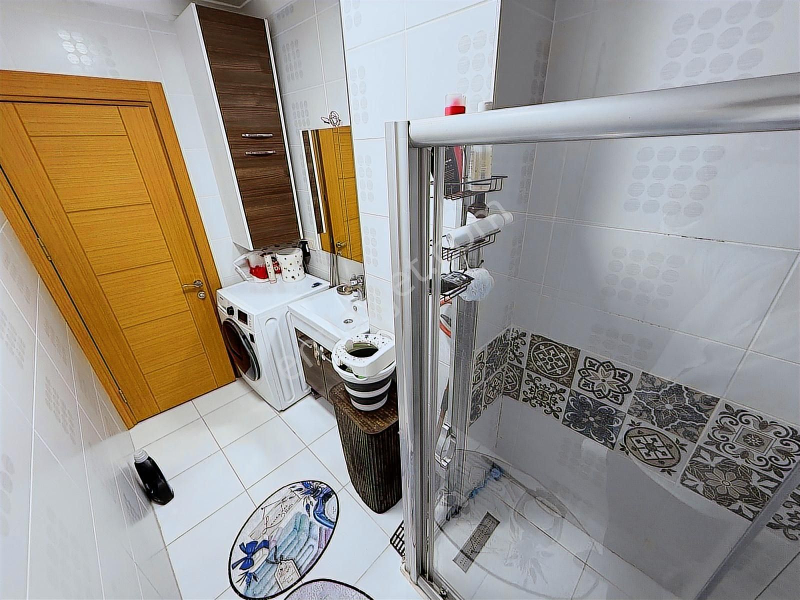 █ Konfor █ Çınar Telekomda Balkonlu Ayrı Mutfaklı Katta 2+1 - Görsel 3