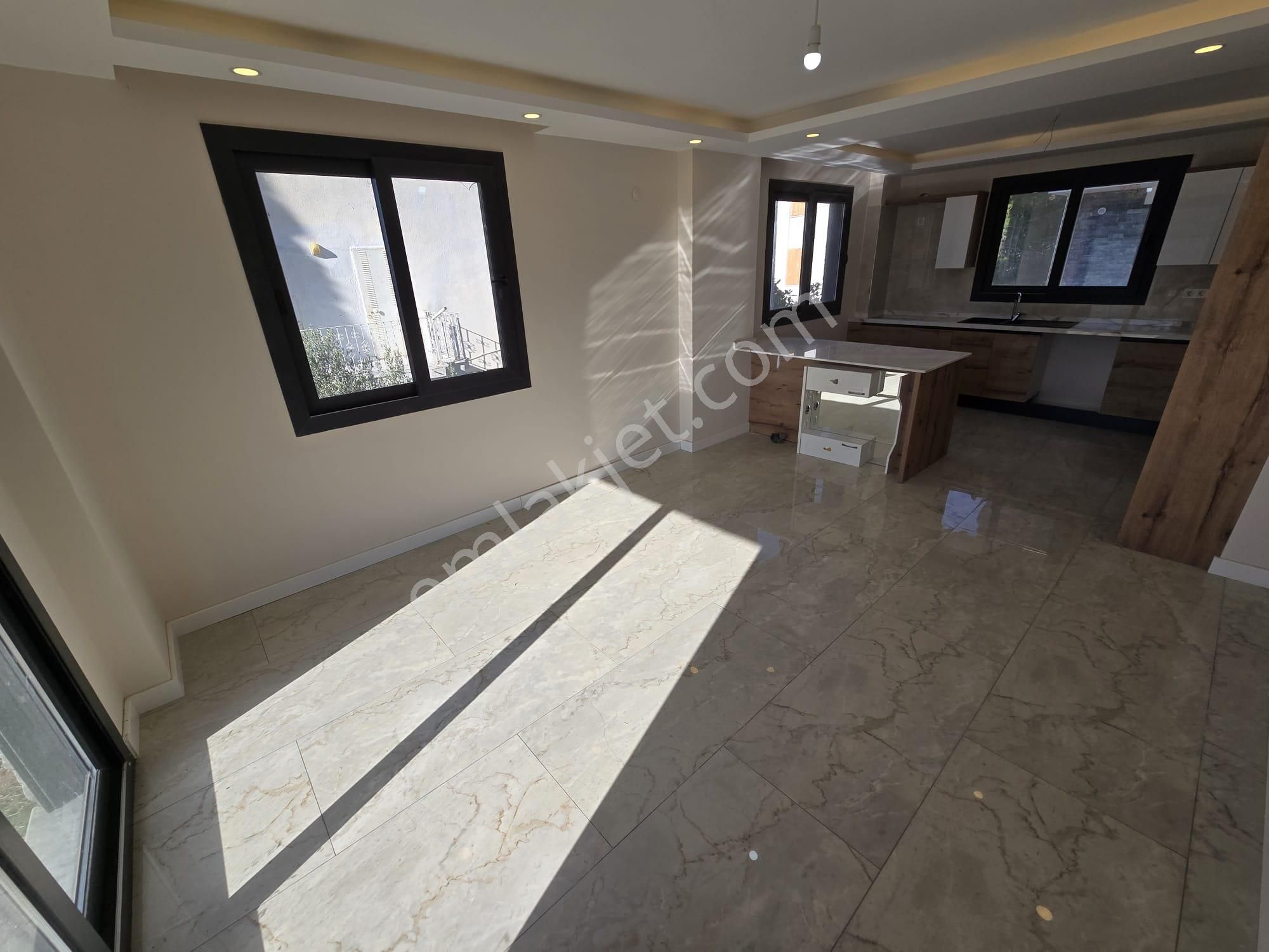 Didim Akbük’te Deniz Manzaralı Sıfır 3+1 Müstakil Villa - Görsel 7