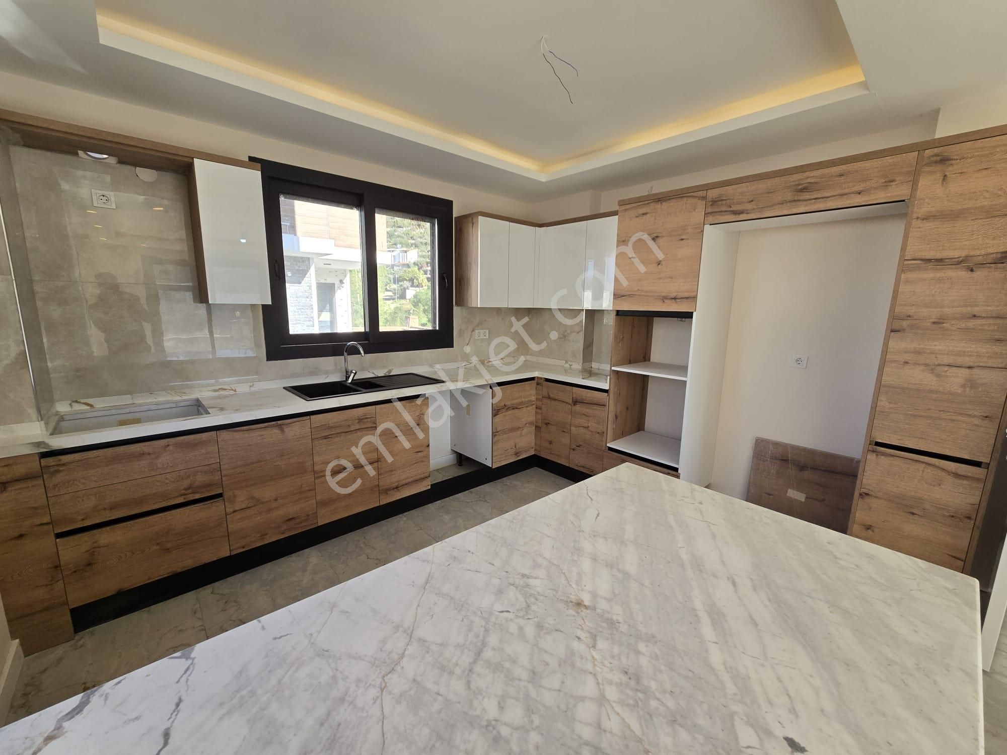 Didim Akbük’te Deniz Manzaralı Sıfır 3+1 Müstakil Villa - Görsel 11