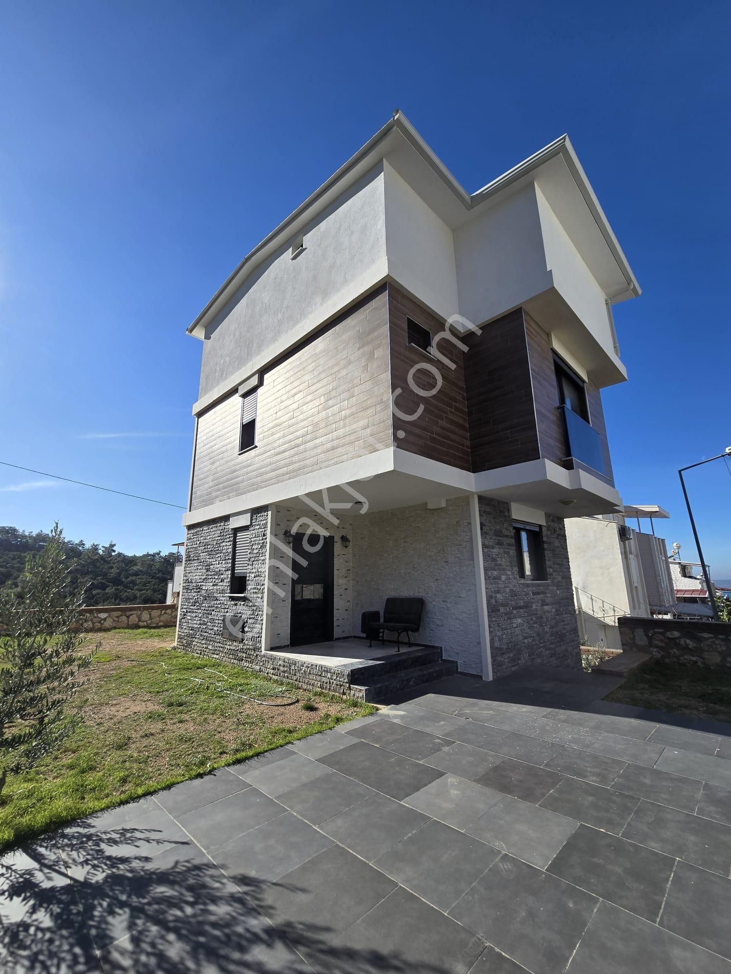 Didim Akbük’te Deniz Manzaralı Sıfır 3+1 Müstakil Villa - Görsel 3