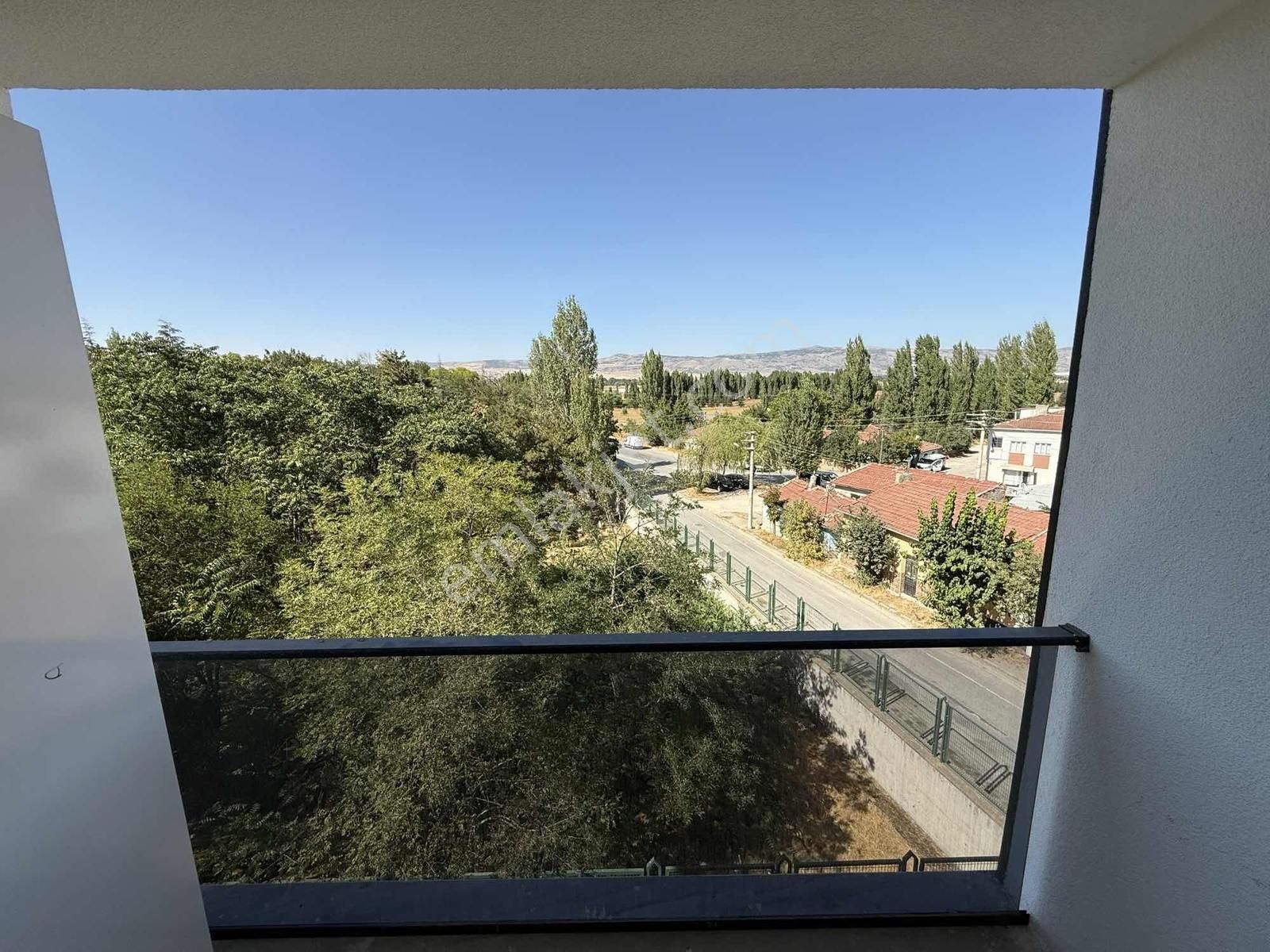 Sütlüce Mah. Eğitimciler Caddesi Yanı 3+1 140m2 Daire - Görsel 12