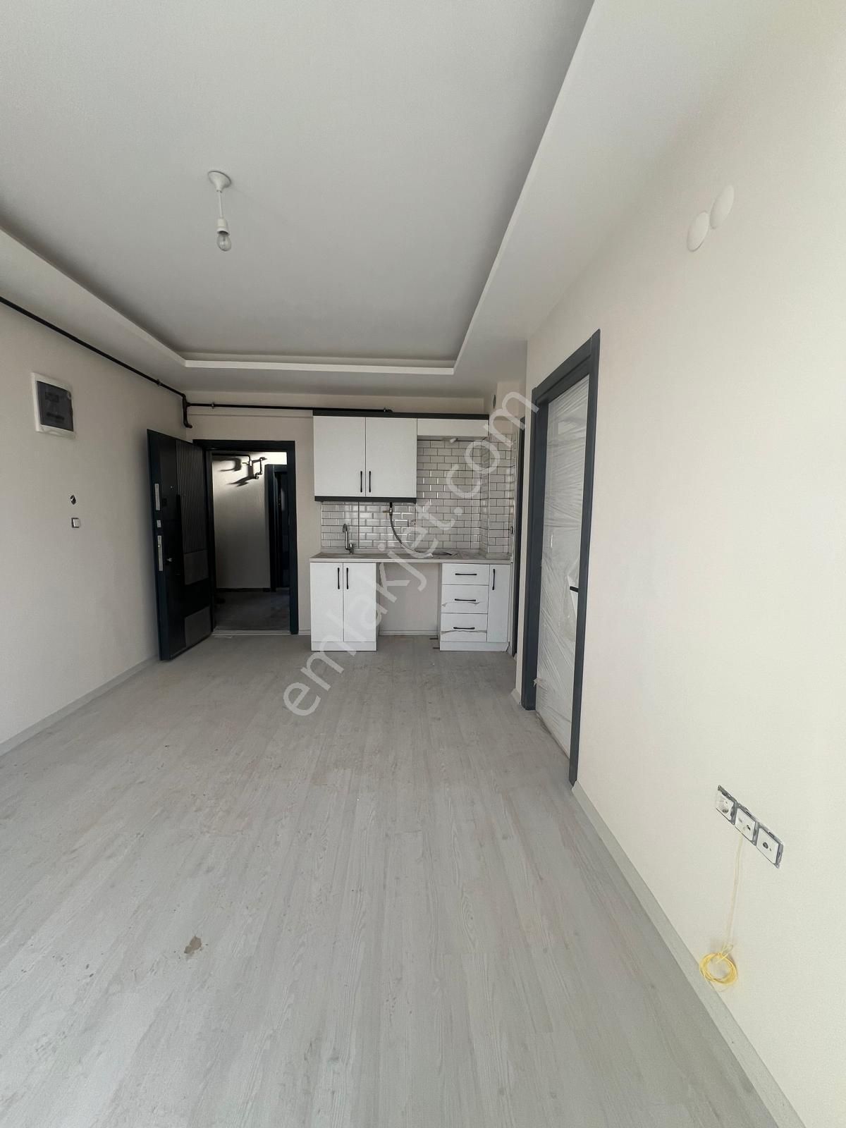 1+1 Nikah Sarayı Yanı Çeşitli Kat Seçenekleri Olan Satılık Daire - Görsel 3