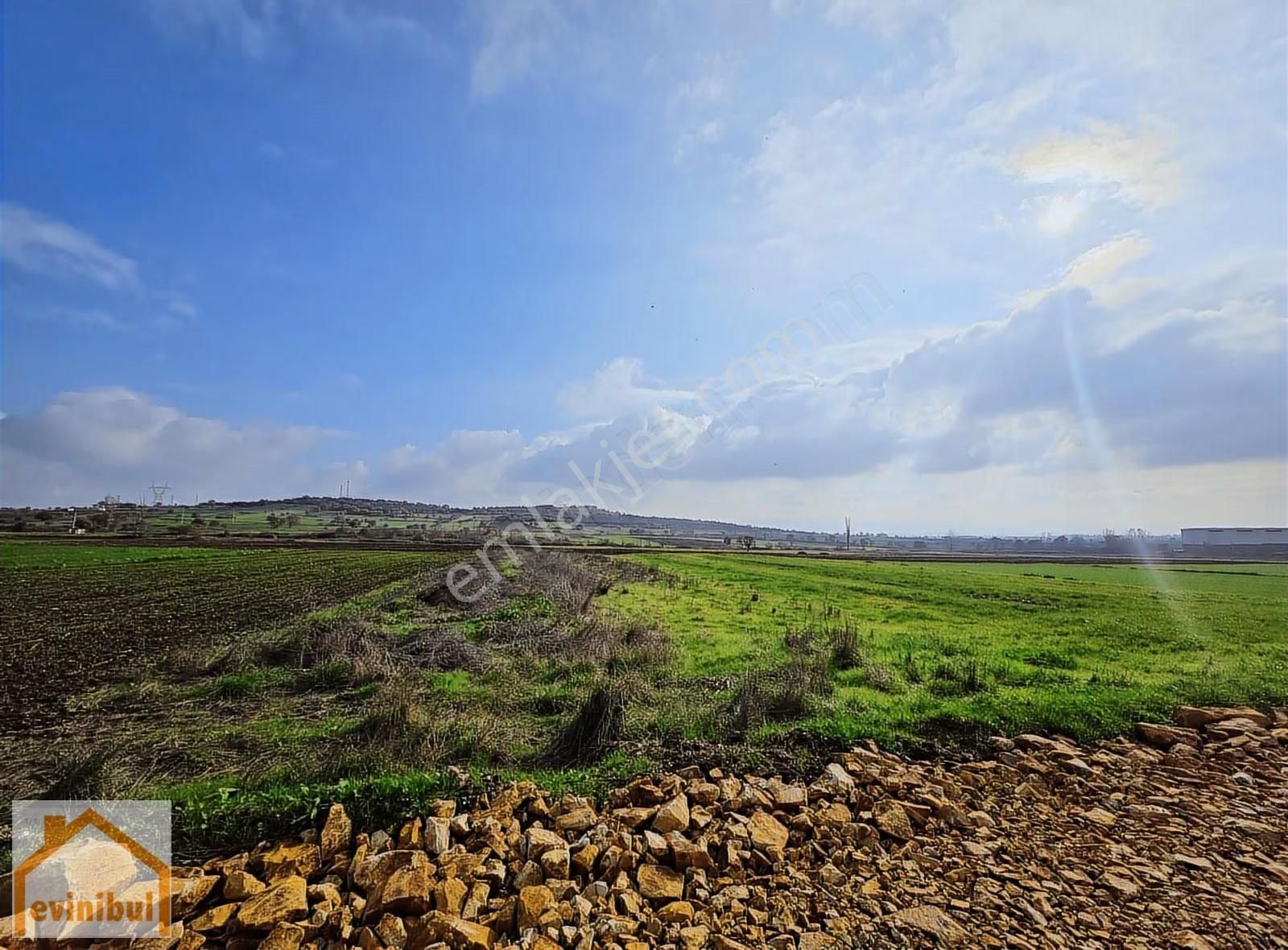 Biga Göktepe Ticaret Borsasına Yakın Yola Parsel 1.417 M2 Arazi