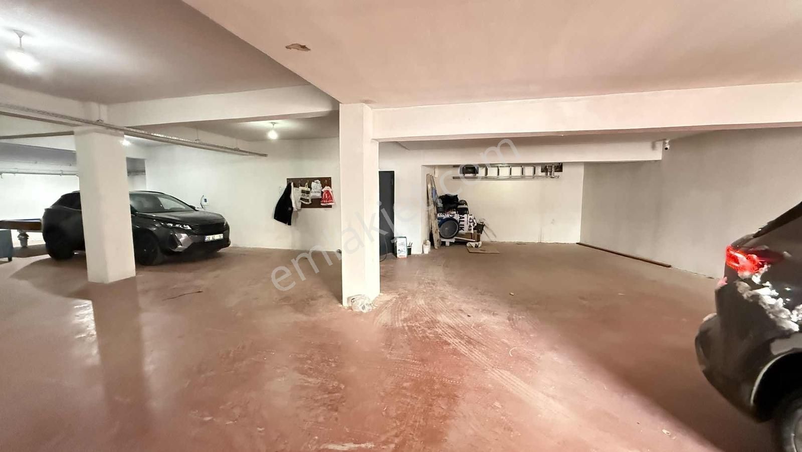 Akram'dan Yunuseli'de Önü Açık Emsalsiz Villa - Görsel 33