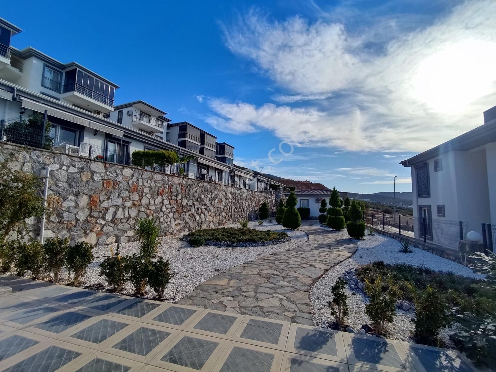 Akbük Te Satılık Full Eşyalı Deniz Manzaralı Bahçekat 1+1 Daire - Görsel 19