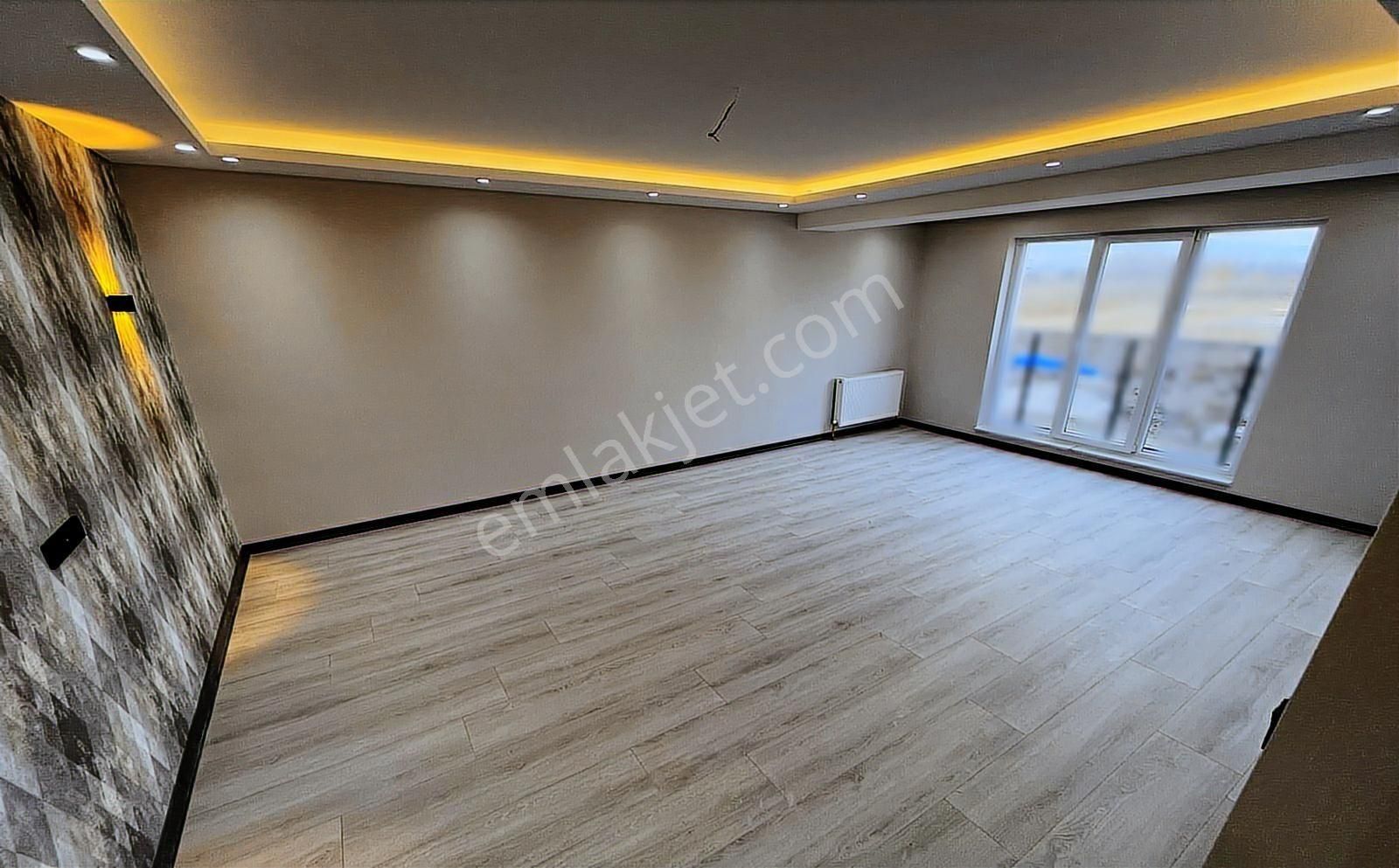 Yenikent Emlak'dan 3+1 Katta Ultra Lüx İşçilikli Yüksek Kredili - Görsel 2