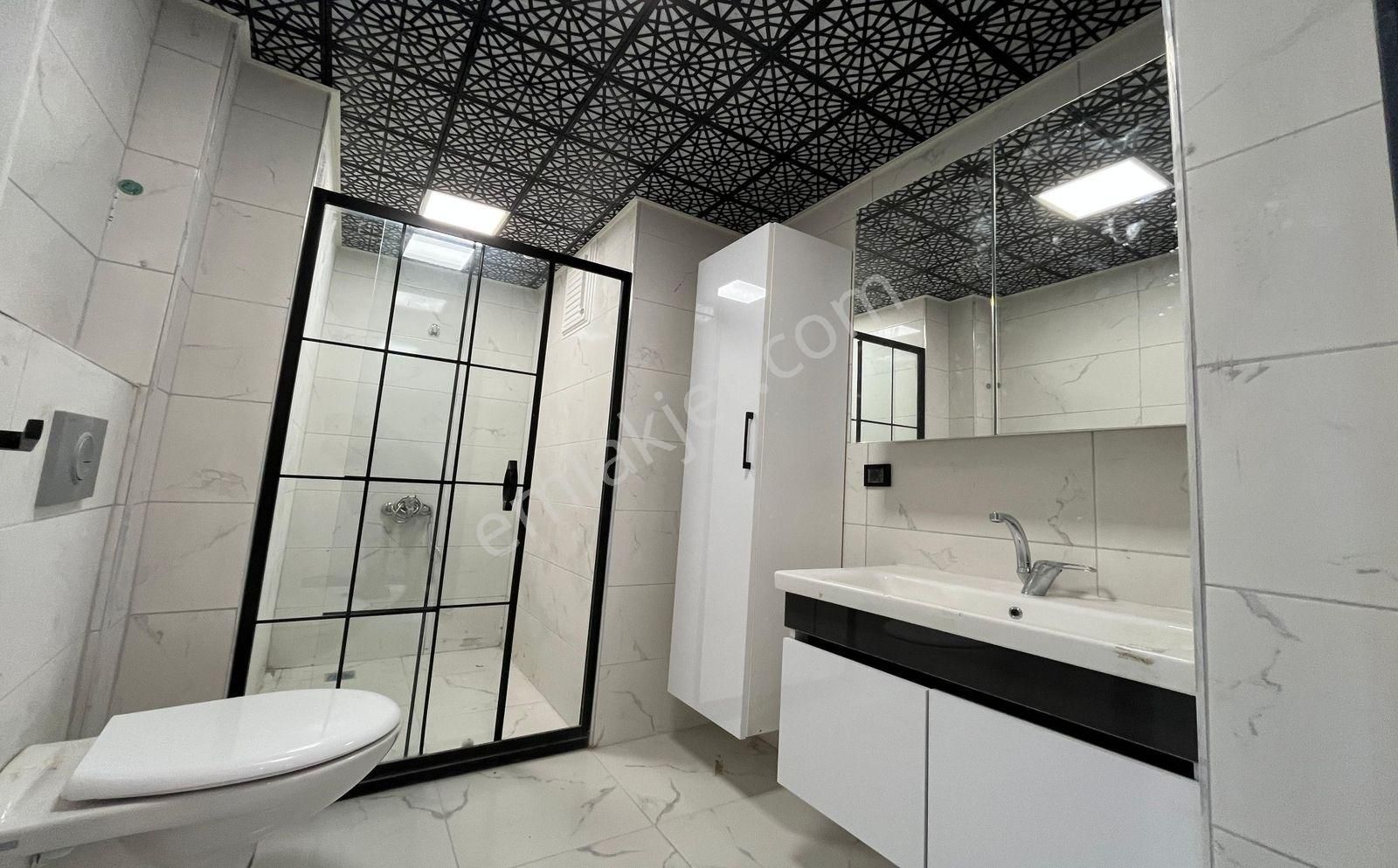 Yenikent Emlak'dan 3+1 Katta Ultra Lüx İşçilikli Yüksek Kredili - Görsel 31