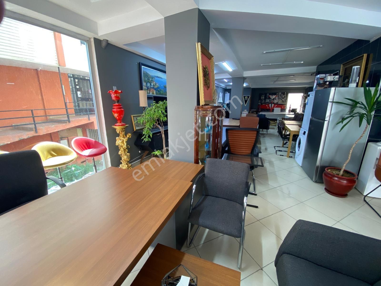 Mektep Caddesi Üzeri Net 120 M² Kullanımlı Satılık Mağaza - Görsel 5