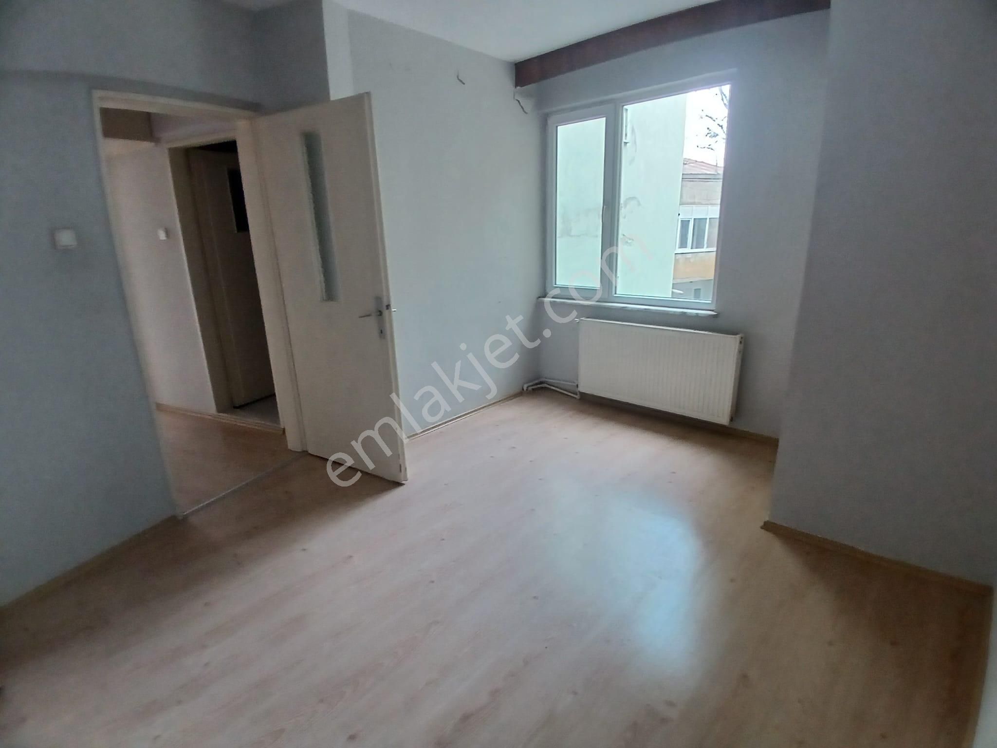 Heykelde Bakımlı Kiralık Daire - Görsel 14