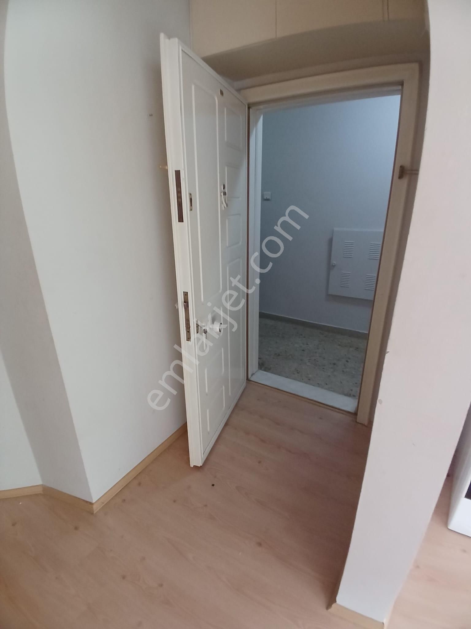 Heykelde Bakımlı Kiralık Daire - Görsel 5