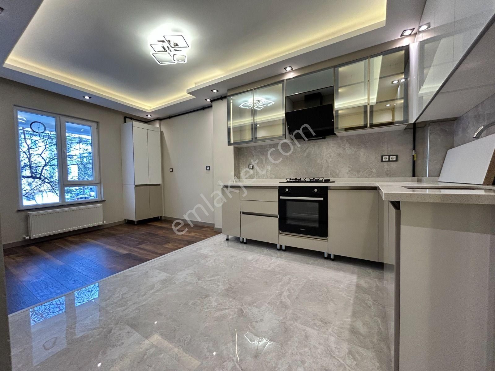 Atanora Vadi'den 2+1+ebb Arakatta Lüks Yapılı Malazgirt Bulvarı Yanı - Görsel 17