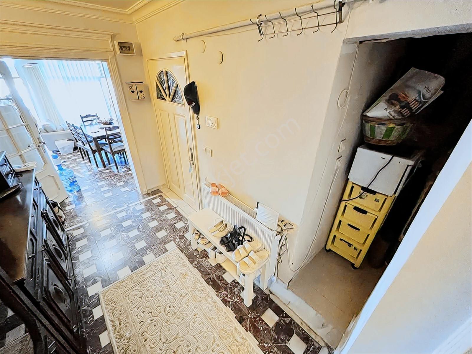 Turyap Kozadan Muhteşem Manzaralı Yalı Dairesi - Görsel 12