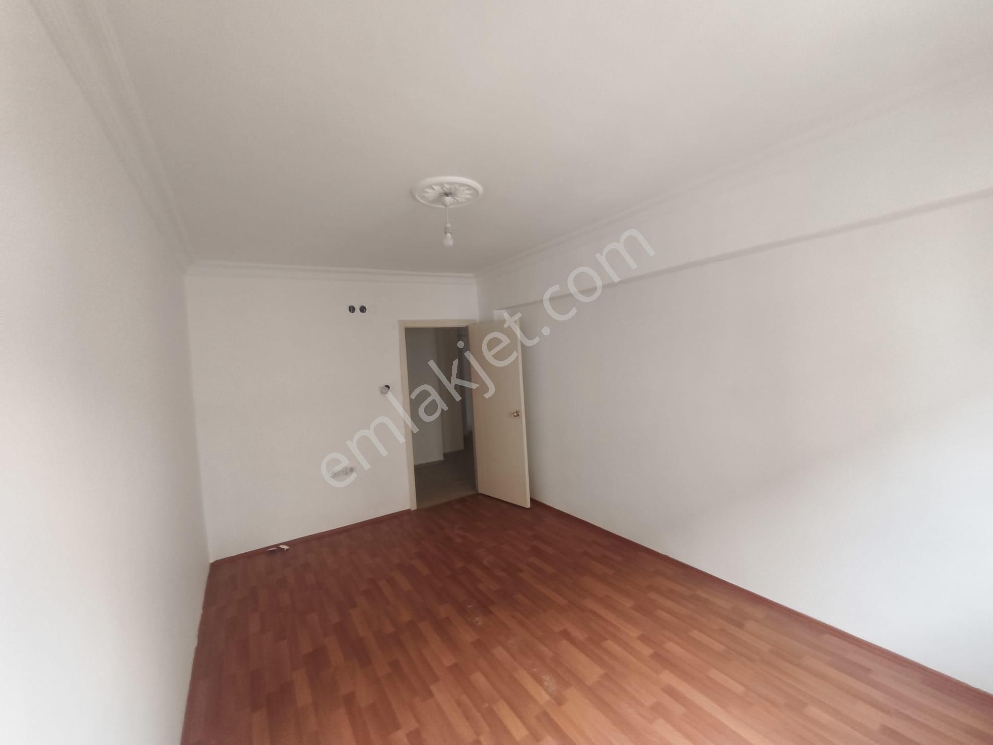 Altındağ - Beşikkaya Mahallesi Taş Cami Yak. Katta 3+1 Satılık Daire !!! - Görsel 9