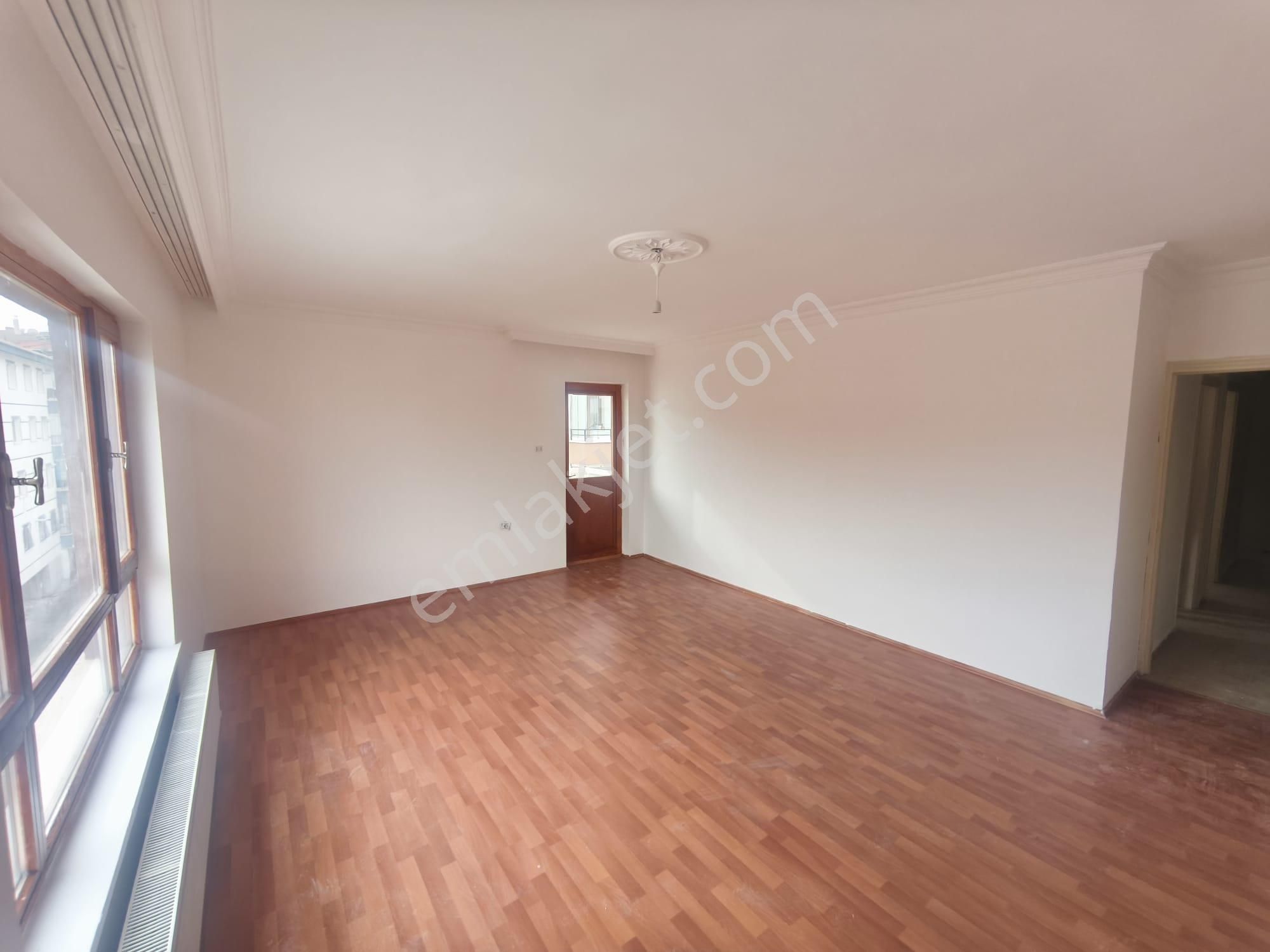 Altındağ - Beşikkaya Mahallesi Taş Cami Yak. Katta 3+1 Satılık Daire !!! - Görsel 8