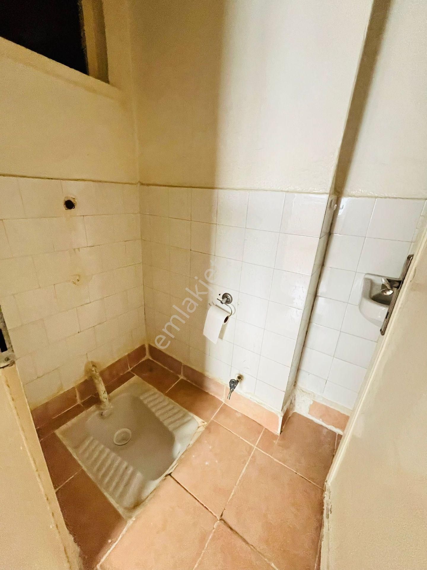 Münzeviler Cad. Dibi Katta Satılık 3+1 Daire !!! - Görsel 17