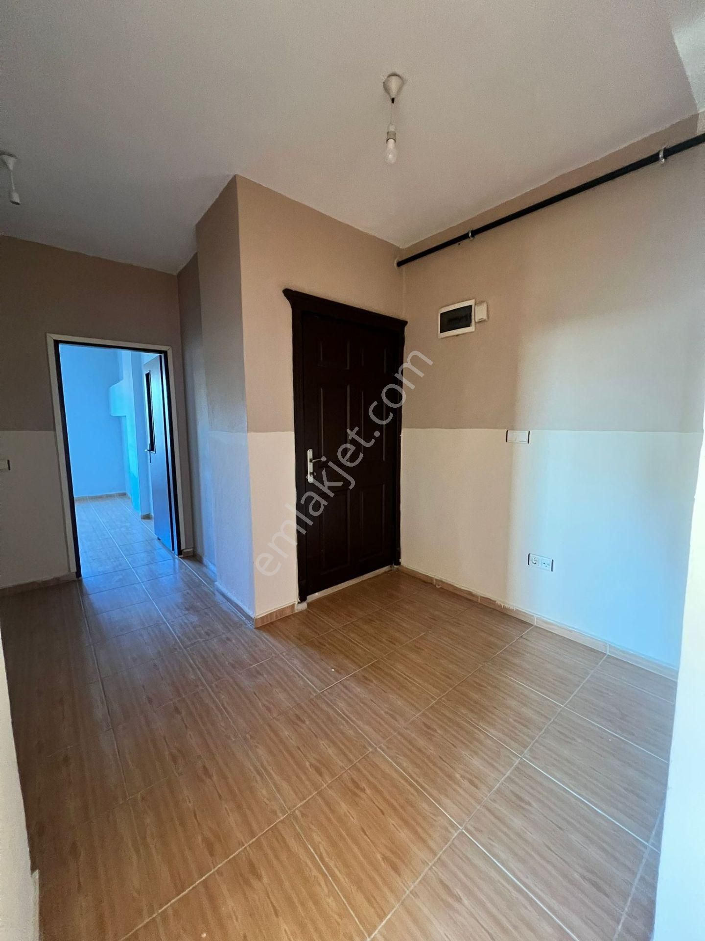 Karınca'dan Eski Mezitli'de Müstakil Tadında Geniş 2+1 Kiralık ! - Görsel 33