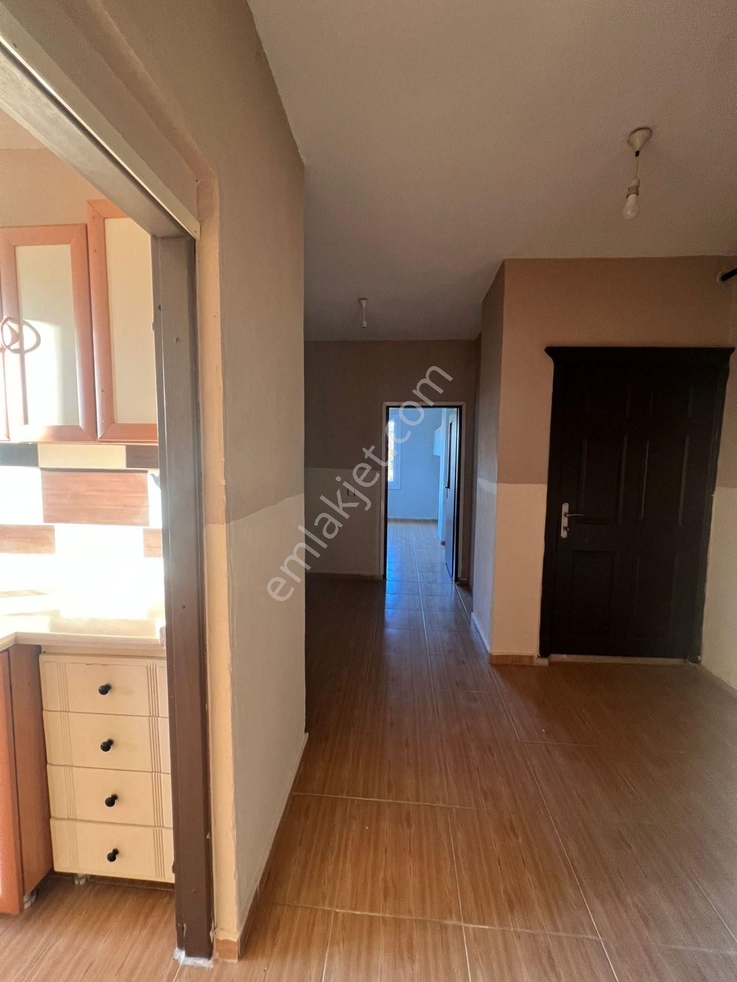 Karınca'dan Eski Mezitli'de Müstakil Tadında Geniş 2+1 Kiralık ! - Görsel 6