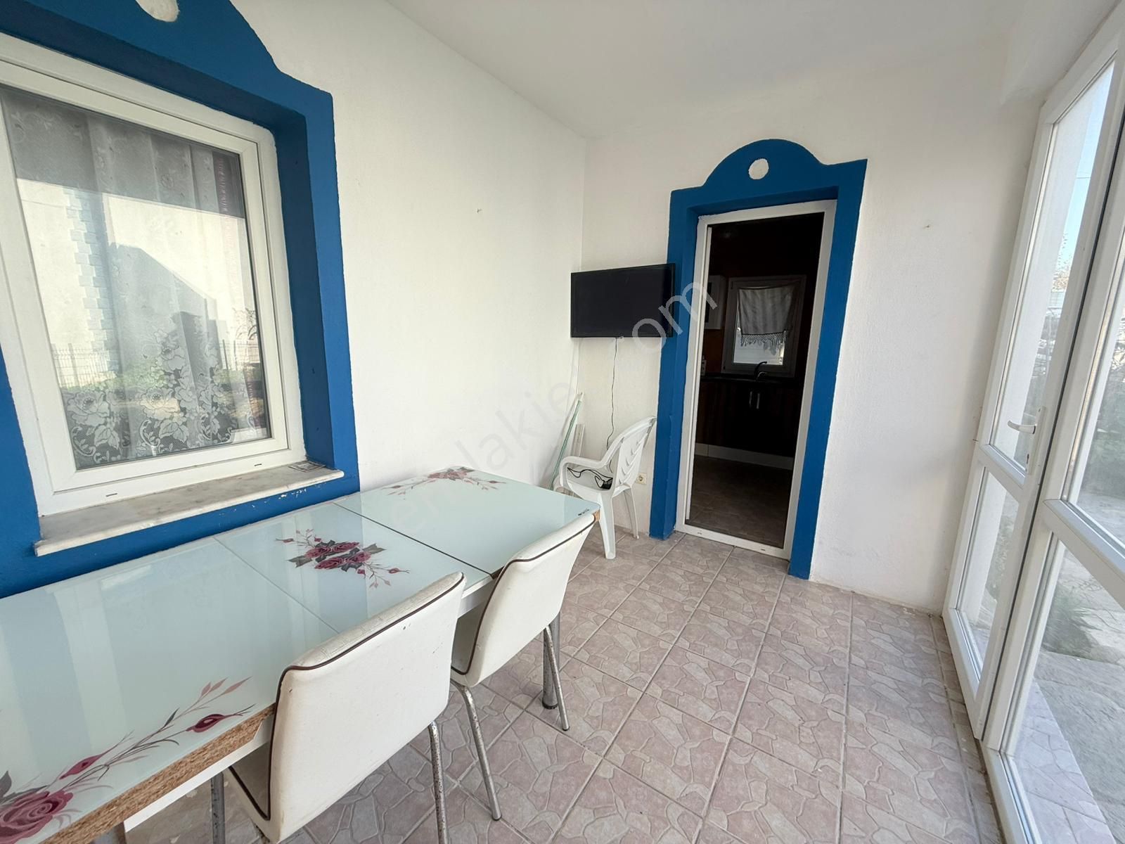 Koyunbaba Migros Arkası Kısmi Eşyalı Müstakil Kiralık 2+1 Villa - Görsel 6