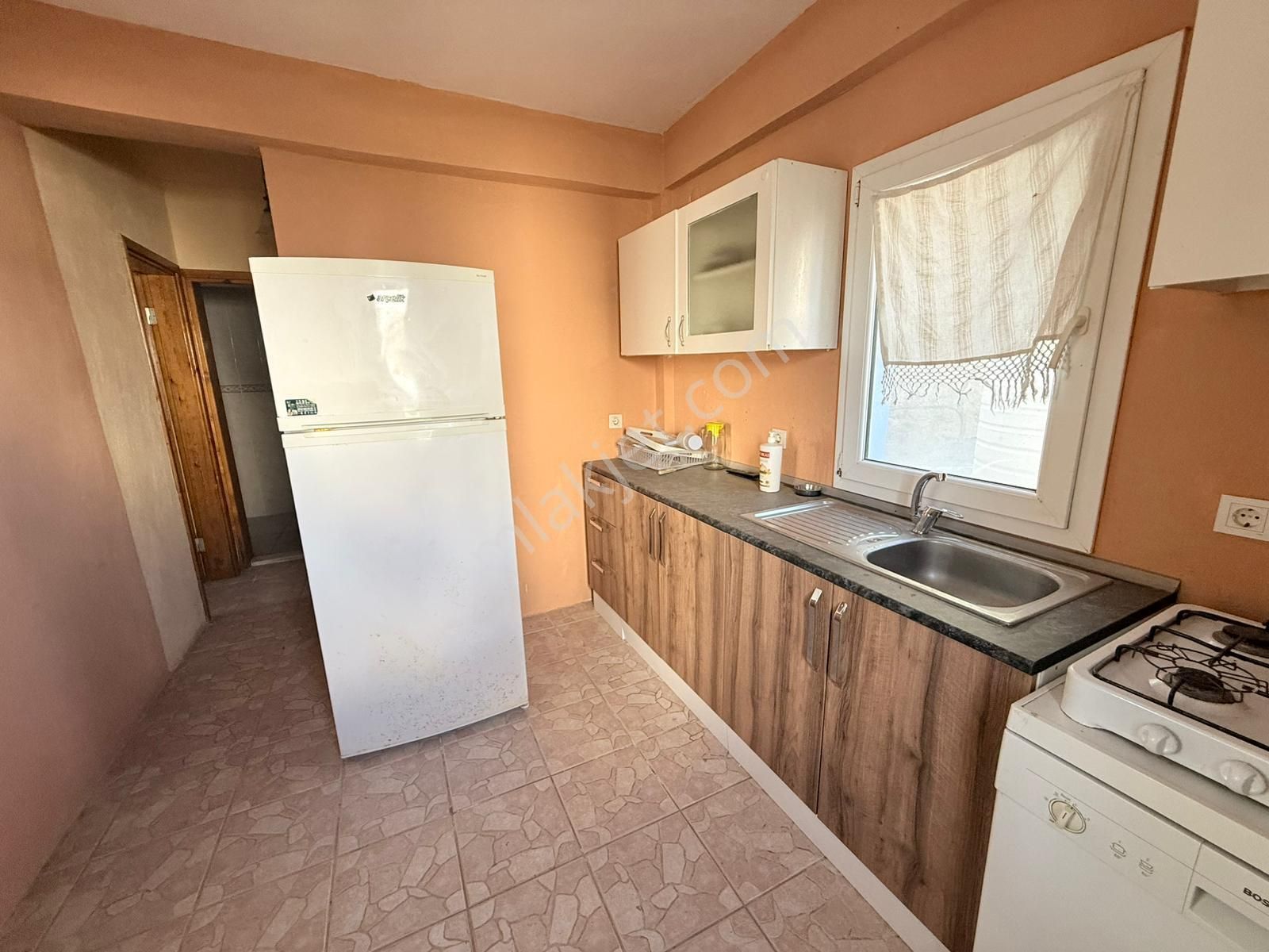 Koyunbaba Migros Arkası Kısmi Eşyalı Müstakil Kiralık 2+1 Villa - Görsel 3