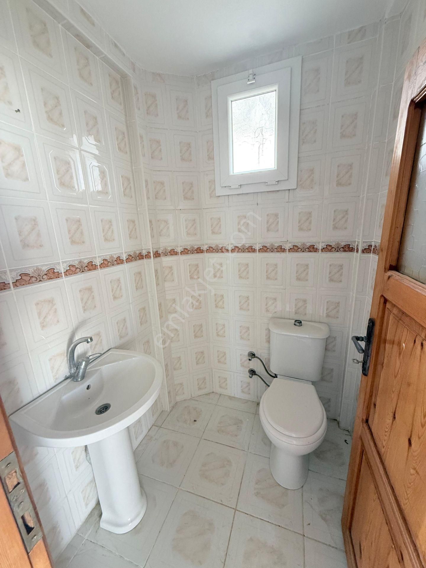 Koyunbaba Migros Arkası Eşyasız Müstakil Kiralık 2+1 Villa - Görsel 15
